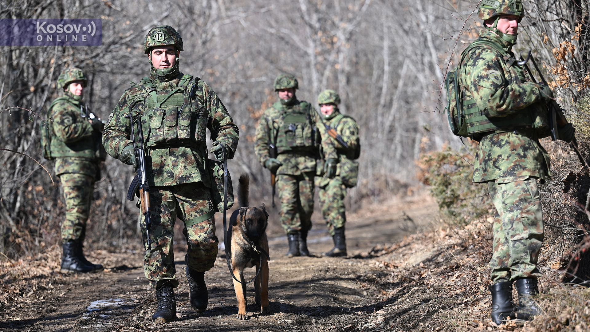 One day in the Ground Safety Zone Soldiers under arms and high risk 24