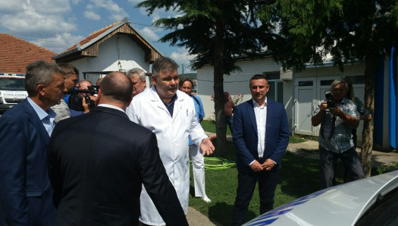 Donacija Kancelarije za KiM Domu zdravlja u Gračanici Donacija Kancelarije za KiM Domu zdravlja u Gračanici