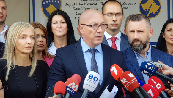 Goran Rakić, Srpska lista predala izbornu listu Goran Rakić, Srpska lista predala izbornu listu