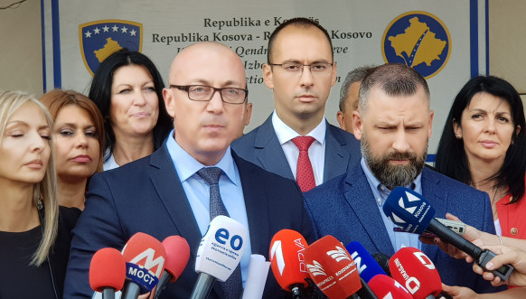 Goran Rakić, Srpska lista predala izbornu listu Goran Rakić, Srpska lista predala izbornu listu
