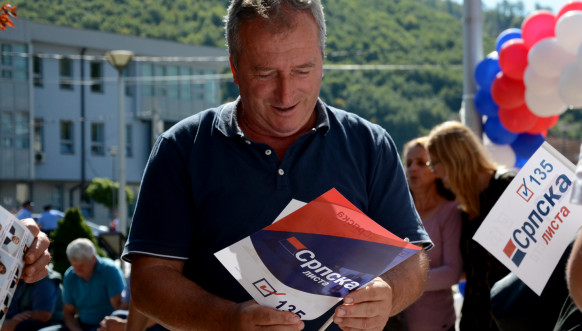 Predizborni skup Srpske liste u Zubinom Potoku Predizborni skup Srpske liste u Zubinom Potoku
