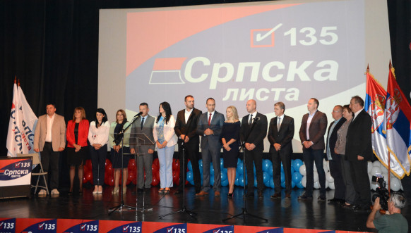 Predizborni skup Srpske liste u Zubinom Potoku Predizborni skup Srpske liste u Zubinom Potoku