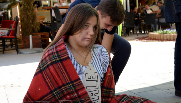 Crveni krst - obeležavanje Međunarodnog dana trgovine ljudima u Severnoj Mitrovici Crveni krst - obeležavanje Međunarodnog dana trgovine ljudima u Severnoj Mitrovici