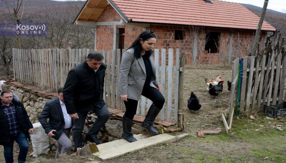 Poseta socijalno ugroženim porodicvama u opštini Zvečan