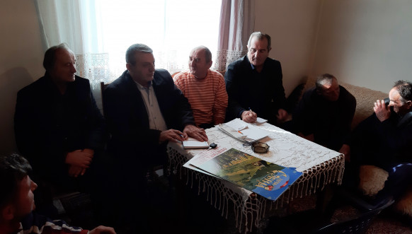 Predstavnici Privremenog organa Opštine Peć u poseti povratnicima u Ljevoši 