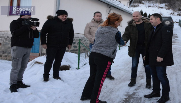 Todic u obilasku planinskih sela oko Leposavica