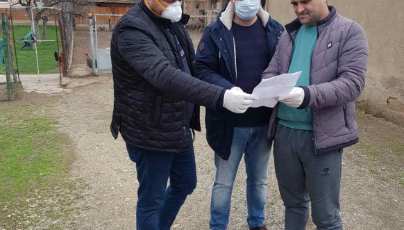 Klokot - Gradonacelnik posetio osobe kojima je istekla kucna izolacija Klokot - Gradonacelnik posetio osobe kojima je istekla kucna izolacija