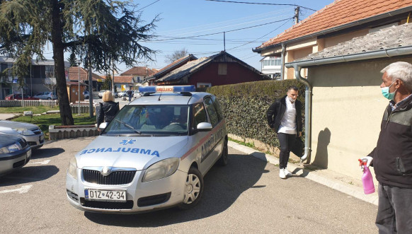 Dom zdravlja Gračanica - pooštrene mere zbog koronavirusa Dom zdravlja Gračanica - pooštrene mere zbog koronavirusa