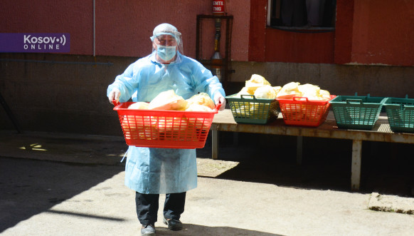 Karantin Severna Mitrovica priprema i distribucija hrane