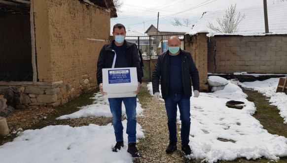 Klokot - Podela humanitarnih paketa socijalnonajugroženijim porodicama Klokot - Podela humanitarnih paketa socijalnonajugroženijim porodicama