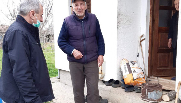 Distribucija brašna od anonimnog donatora iz KM najugroženijima Distribucija brašna od anonimnog donatora iz KM najugroženijima