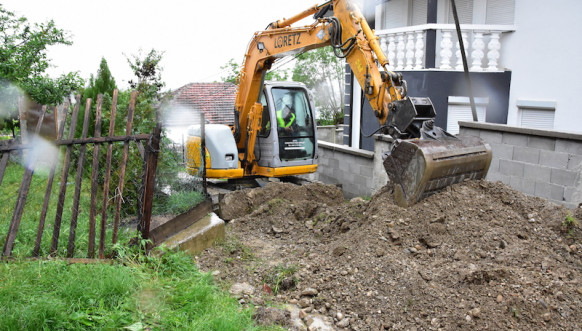 Izgradnja puta, Peć, Ministrstvo za povratak i zajednice Izgradnja puta, Peć, Ministrstvo za povratak i zajednice