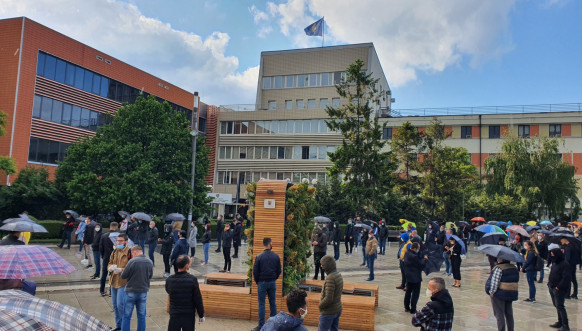 Samoopredeljenje, Priština, protest 