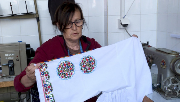 Krojačica i vezilja Radosavljević Biserka 