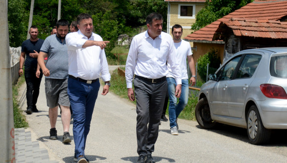 Tajić i Todosijević sa meštanima četiri sela u opštini Zvečan