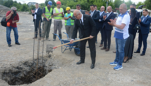 Vesić u KM