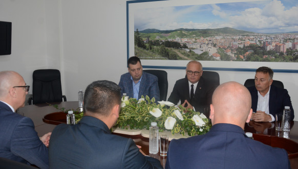 Vesić u KM