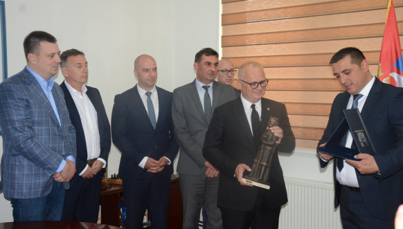 Vesić u KM