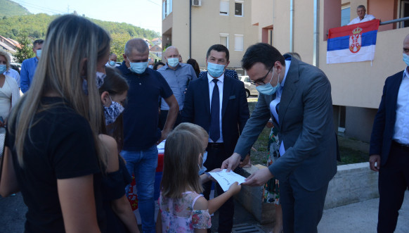Dodela stanova u Leposaviću