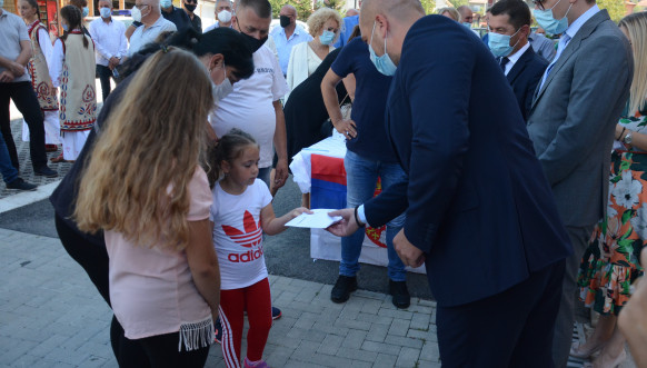 Dodela stanova u Leposaviću