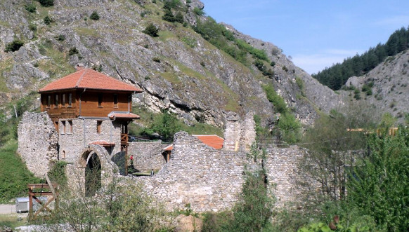 Prizren - Manastir Svetih Arhangela 