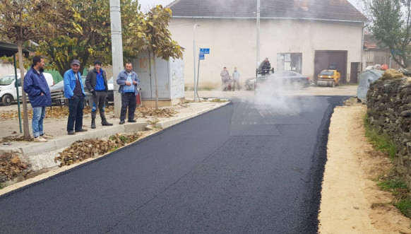 Klokot: Asfaltiranje ulice u selu Grnčar