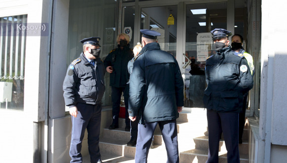 Protestna šetnja zdravstvenih radnika u Severnoj Mitrovici