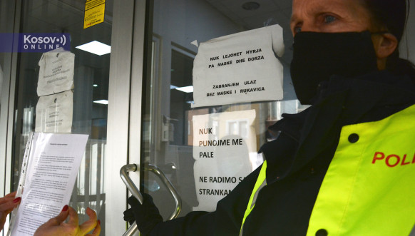 Protestna šetnja zdravstvenih radnika u Severnoj Mitrovici
