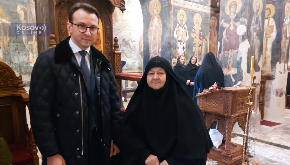 Božićna liturgija Gračanica
