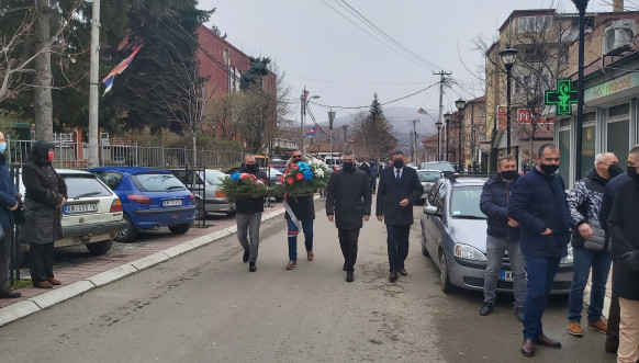 Obeležavanje 22 godine NATO bombardovanja u Zvečanu Obeležavanje 22 godine NATO bombardovanja u Zvečanu