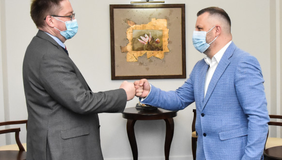 Jevtić i Abot