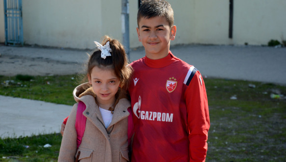 Filip Kostić dao dres Pavkova na aukciju za lečenje Magdalene Nedeljković Filip Kostić dao dres Pavkova na aukciju za lečenje Magdalene Nedeljković