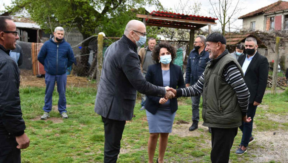 Rakih i Hodžić prilikom obilaska povratnika u Grebniku i bošnjačkih porodica u Dobruši