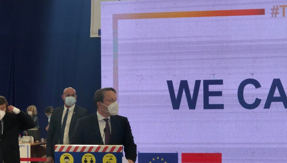 Varhelji na Kosovu / Vakcinacija Varhelji na Kosovu / Vakcinacija
