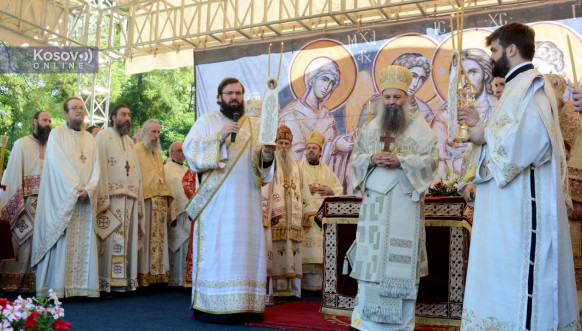 Liturgija u Gračanici