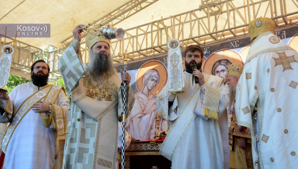 Liturgija u Gračanici