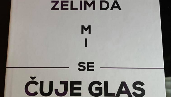 Knjiga - Želim da mi se čuje glas - Kurti poklonio Vučiću u Briselu Knjiga - Želim da mi se čuje glas - Kurti poklonio Vučiću u Briselu