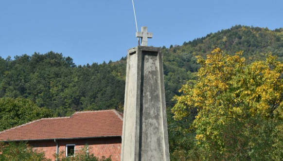 Štrpce - srpske zastave