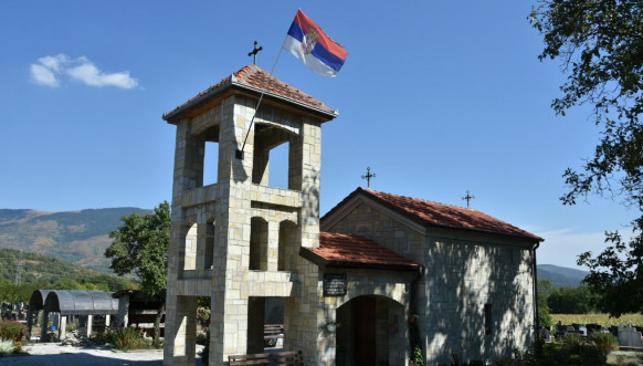 Štrpce - srpske zastave 