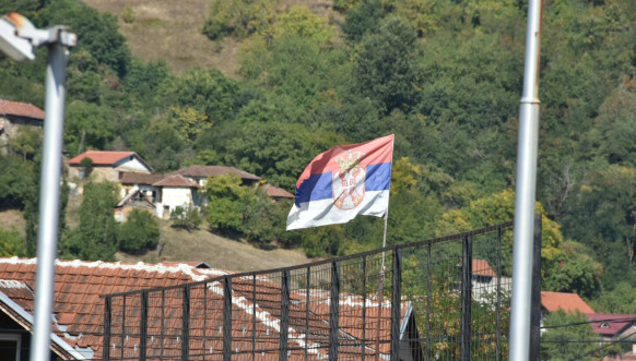 Štrpce - srpske zastave 