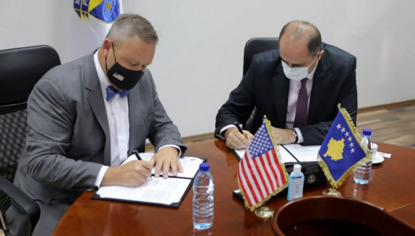 Donacija SAD Kosovskoj policiji Donacija SAD Kosovskoj policiji
