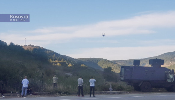 Srpski helikopter iznad Jarinja 4