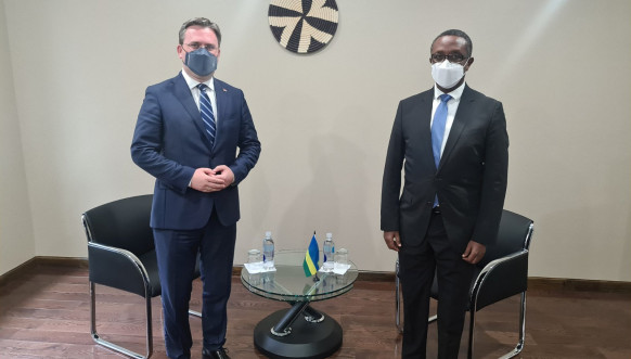 Selaković sa Ministrom Ruande