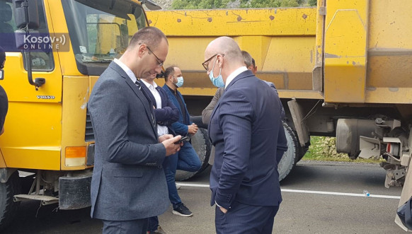 Predstavnici Srpske liste Igor Simić i Goran Rakić na Jarinju