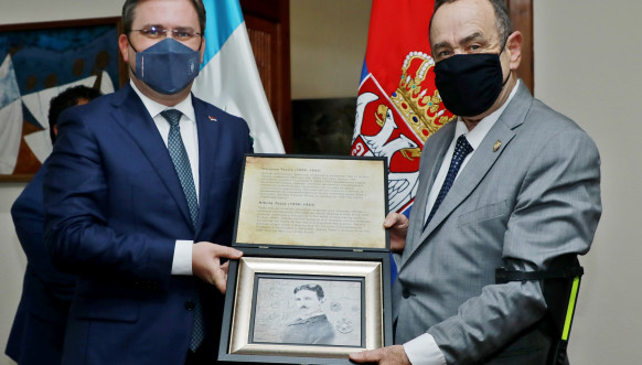 Selaković sa predsednikom Gvatemale, MSP.jpg