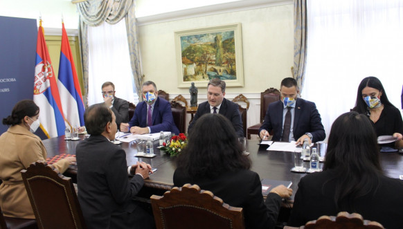 Ministar spoljnih poslova Srbije Nikola Selaković sa ministrom spoljnih poslova Nepala Narajanom Кadkom Ministar spoljnih poslova Srbije Nikola Selaković sa ministrom spoljnih poslova Nepala Narajanom Кadkom