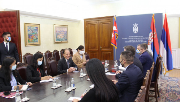 Ministar spoljnih poslova Srbije Nikola Selaković sa ministrom spoljnih poslova Nepala Narajanom Кadkom Ministar spoljnih poslova Srbije Nikola Selaković sa ministrom spoljnih poslova Nepala Narajanom Кadkom