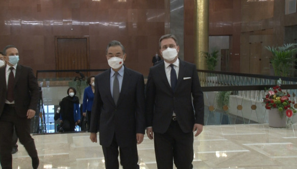 Selaković i Vang Ji