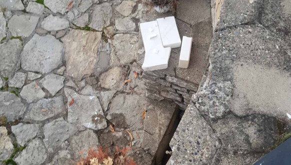Oskrnavljeni spomenik u Velikoj Hoči