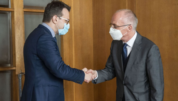 Petković i Šib Petković i Šib